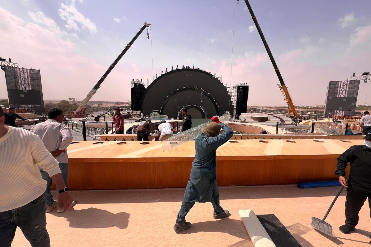 Construction_Workers